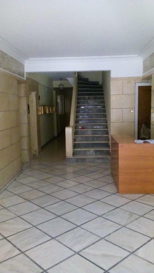 Apartamento 7 Stars Near Metro Atenas Exterior foto